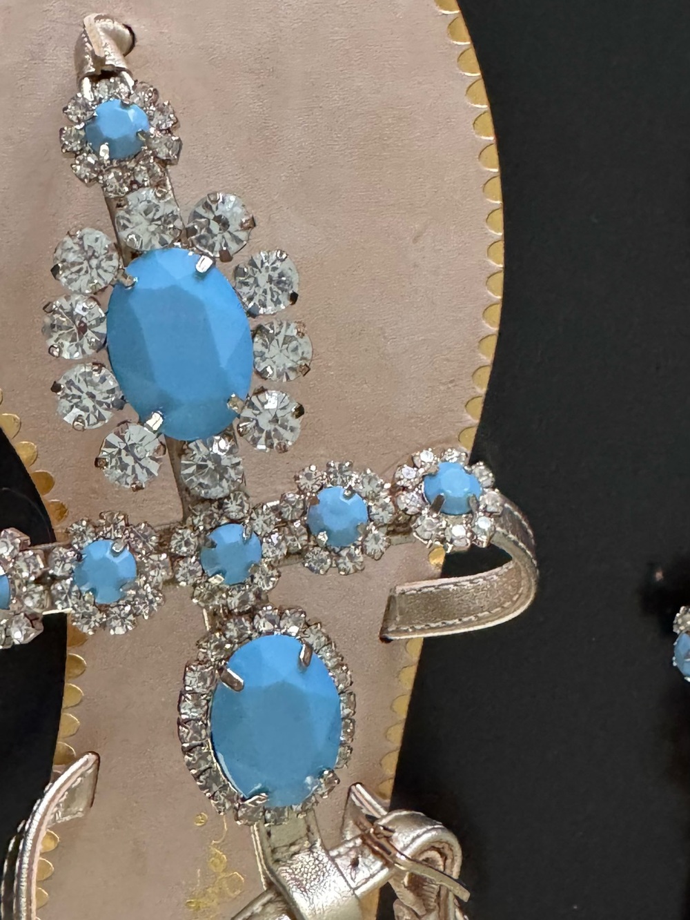 Lilly Pulitzer Katie Embellished Bermuda Blue/Gold Leather Sandals Sz 7 1/2 - Picture 8 of 8